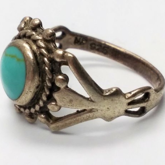 Genuine turquoise and silver vintage ring sz 8 - Picture 4 of 7